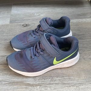 Boys 13c Nike Star Runner Sneakers